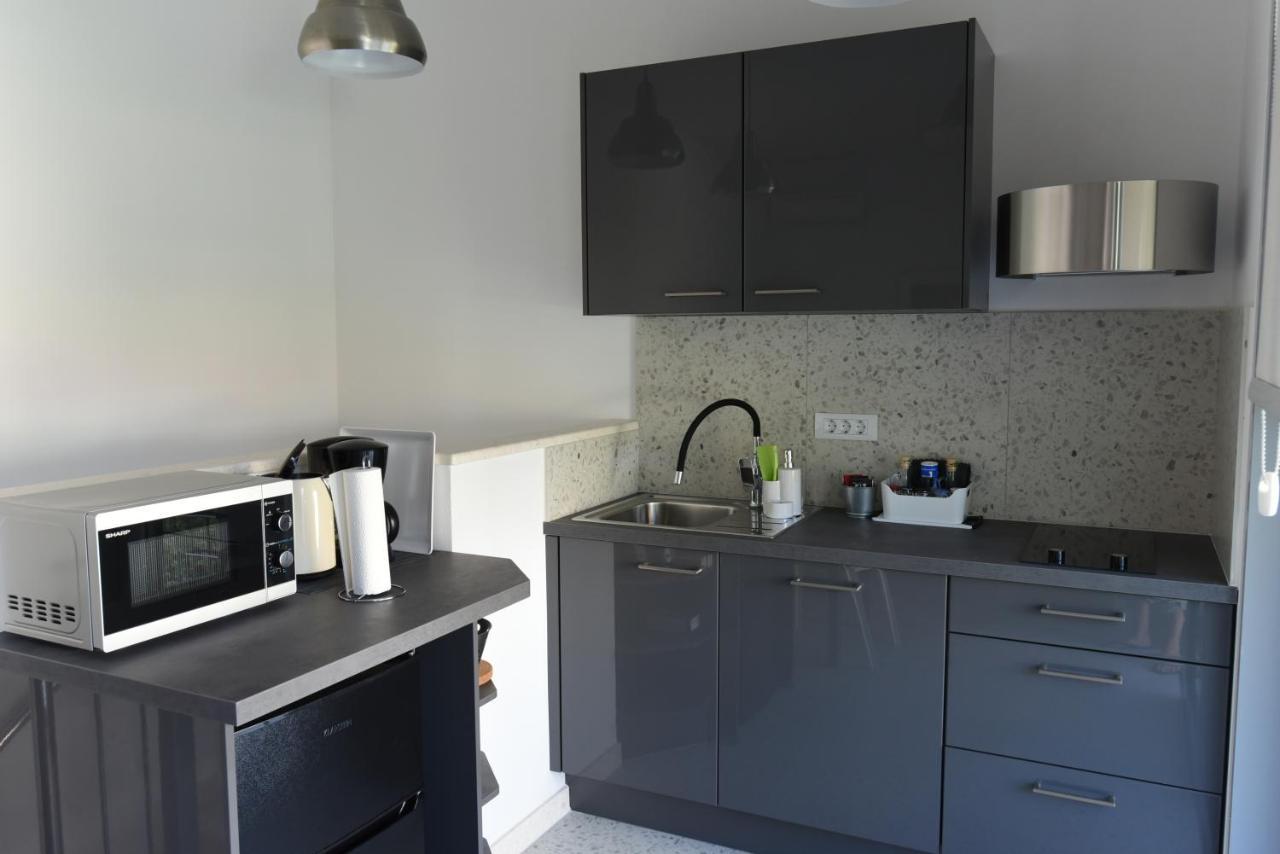 Buric House - Apartments Klasik And Studio Mini روفينج المظهر الخارجي الصورة