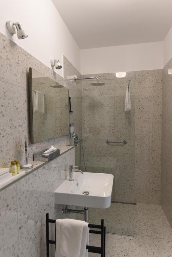 Buric House - Apartments Klasik And Studio Mini روفينج المظهر الخارجي الصورة